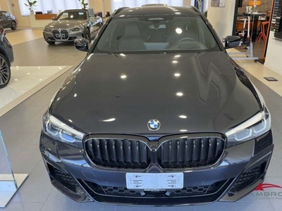 BMW 520 Serie 5 d 48V xDrive Msport