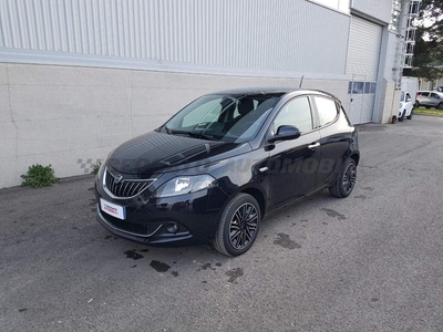 Lancia Ypsilon III 1.0 firefly hybrid Gold s and s 70cv 5p.ti