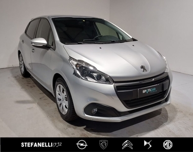 Peugeot 208 PureTech 82