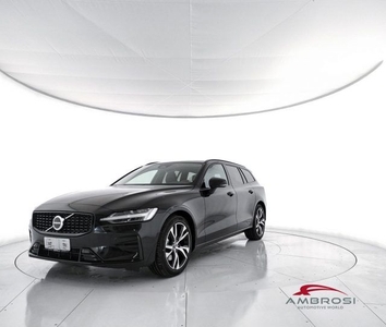 VOLVO V60 Mild Hybrid B4 Automatico Plus Dark