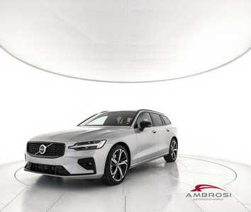 VOLVO V60 Mild Hybrid B4 (d) Automatico Plus Dark