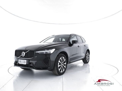 VOLVO XC60 Mild Hybrid B4 (d) AWD automatico Plus Dark