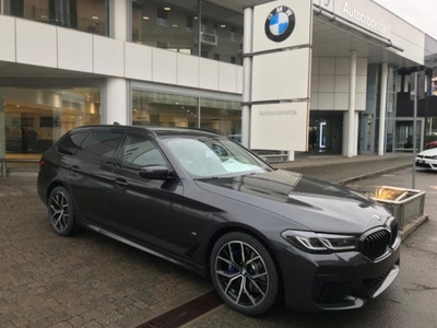 BMW Serie 5 Touring 520d 48V xDrive Msport nuovo