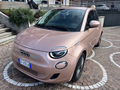 FIAT 500 E ROSE GOLD CERCHI 16 NEOPATENTATI