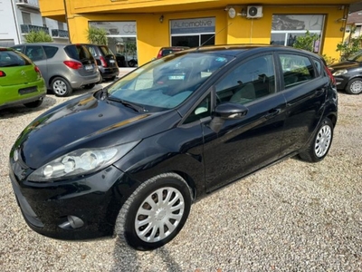 Ford Fiesta 1.4 5 porte Bz.- GPL usato