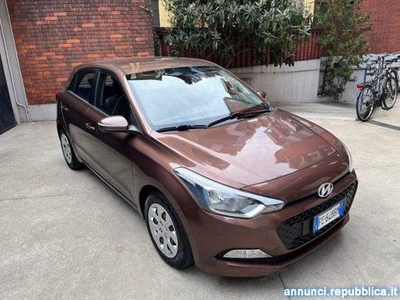 Hyundai i20 1.2 84 CV 5 porte Classic clima servosterzo Torino