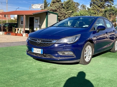 Opel Astra 1.6 CDTi 5 porte Elective usato