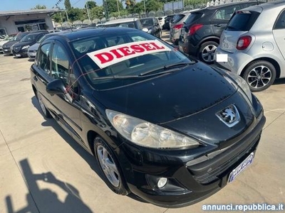 Peugeot 207 1.4 HDi 70CV 5p. NEO PATENTATI Giugliano in Campania