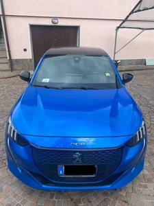 Peugeot 208 motore elettrico 136 CV 5 porte GT Pack usato