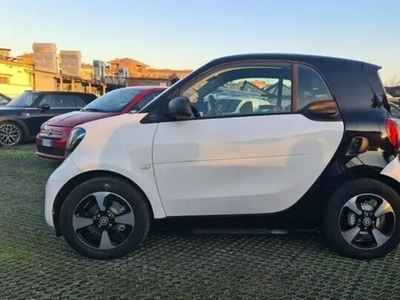 smart fortwo EQ Passion my 18 usato