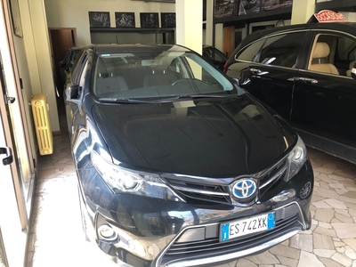 Toyota Auris 1.8 Hybrid Active Plus usato