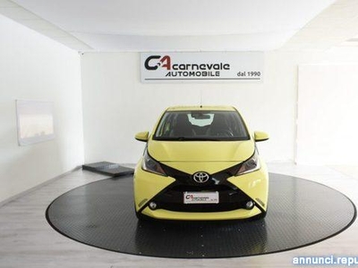 Toyota Aygo 1.0 BENZ 5P NEOP-87.087 Km-CAM,R15