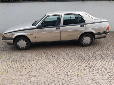 Usato 1987 Alfa Romeo 75 1.8 Benzin 120 CV (8.500 €)