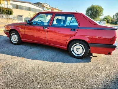 Usato 1988 Alfa Romeo 75 2.0 LPG_Hybrid 148 CV (12.500 €)
