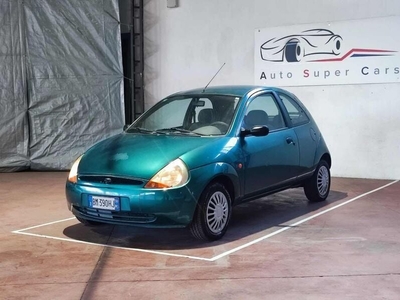 Usato 2000 Ford Ka 1.3 Benzin 60 CV (1.600 €)