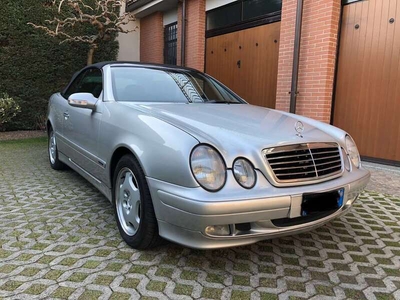 Usato 2001 Mercedes CLK200 2.0 Benzin 163 CV (9.800 €)