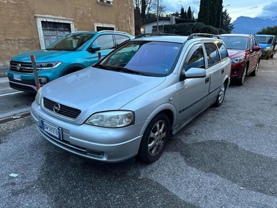 Usato 2002 Opel Astra 1.6 Benzin 101 CV (1.300 €)