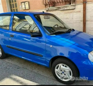 Usato 2004 Fiat Seicento 1.1 Benzin 54 CV (2.000 €)