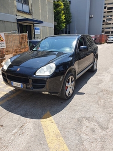 Usato 2005 Porsche Cayenne 3.2 Benzin 250 CV (8.000 €)