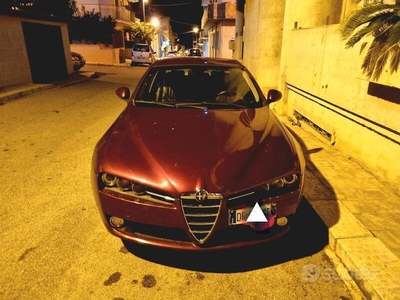 Usato 2006 Alfa Romeo 159 Diesel (2.900 €)