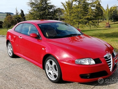 Usato 2006 Alfa Romeo GT 1.9 Diesel 150 CV (8.500 €)