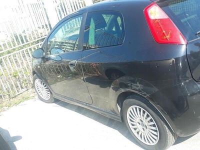 Usato 2006 Fiat Grande Punto 1.2 Diesel 75 CV (3.000 €)