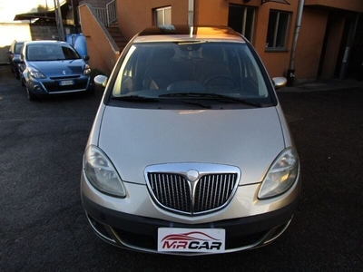 Usato 2006 Lancia Musa 1.4 Benzin 95 CV (1.999 €)