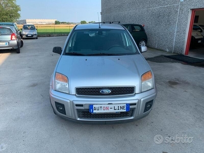 Usato 2007 Ford Fusion 1.6 Diesel 90 CV (3.500 €)