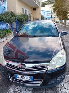 Usato 2007 Opel Astra 1.2 Diesel 90 CV (2.500 €)