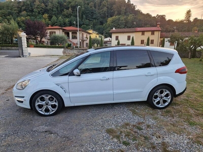 Usato 2010 Ford S-MAX Diesel (5.500 €)