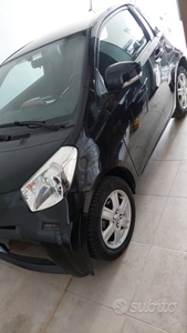 Usato 2011 Toyota iQ 1.0 Benzin 68 CV (7.500 €)