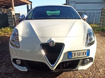 Usato 2014 Alfa Romeo Giulietta 2.0 Diesel 175 CV (11.000 €)