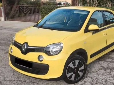 Usato 2015 Renault Twingo 0.9 Benzin 90 CV (7.750 €)