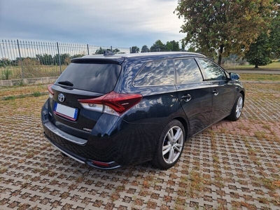 Usato 2017 Toyota Auris 1.8 El_Hybrid 136 CV (12.500 €)