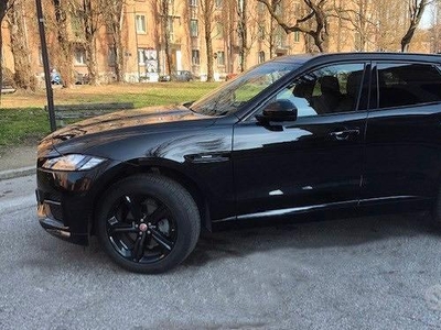 Usato 2018 Jaguar F-Pace 2.0 Diesel 180 CV (32.000 €)