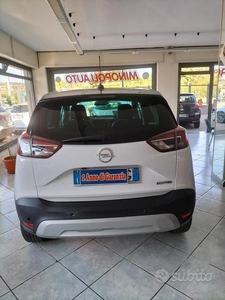 Usato 2018 Opel Crossland X 1.2 Benzin 82 CV (12.900 €)