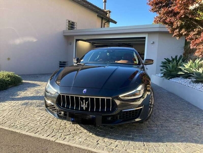 Usato 2019 Maserati Ghibli 3.0 Benzin 430 CV (56.000 €)
