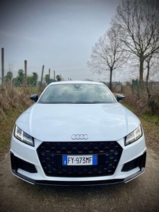 Usato 2020 Audi TT 2.0 Benzin 197 CV (40.000 €)