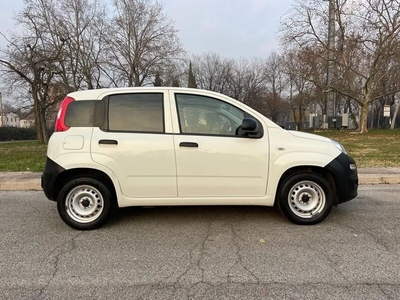 Usato 2021 Fiat Panda 1.0 El_Hybrid 71 CV (9.400 €)