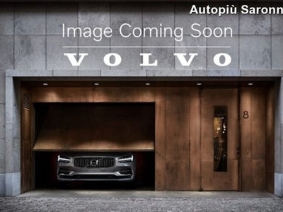 Usato 2022 Volvo XC90 2.0 El 235 CV (62.000 €)