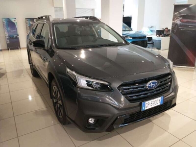 Usato 2023 Subaru Outback 2.5 Benzin 169 CV (43.500 €)