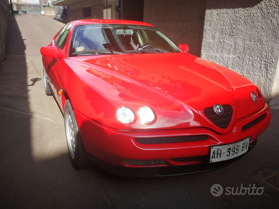 Venduto Alfa Romeo GTV 916 2.0 twin s. - auto usate in vendita