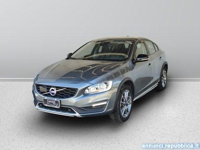 Volvo S60 II 2014 Cross Country - Cross Country 2.0 d3 gea Mosciano Sant'angelo