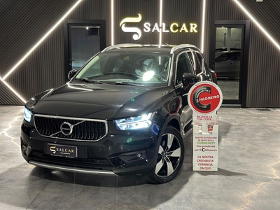 Volvo XC40 AWD momentum R Design 2.0 150cv 2019