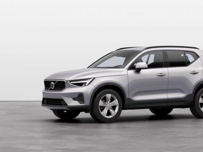 VOLVO XC40 B3 Mild hybrid Benzina Essential