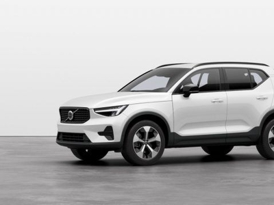 VOLVO XC40 B3 Mild hybrid Benzina Plus Dark