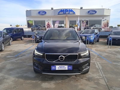 Volvo XC40 D4 AWD Geartronic Momentum usato