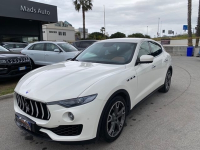 2017 MASERATI Levante