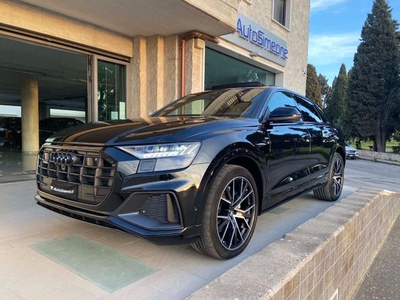 2023 AUDI Q8