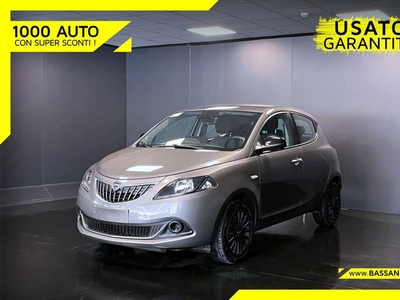 Lancia Ypsilon 1.0 FireFly